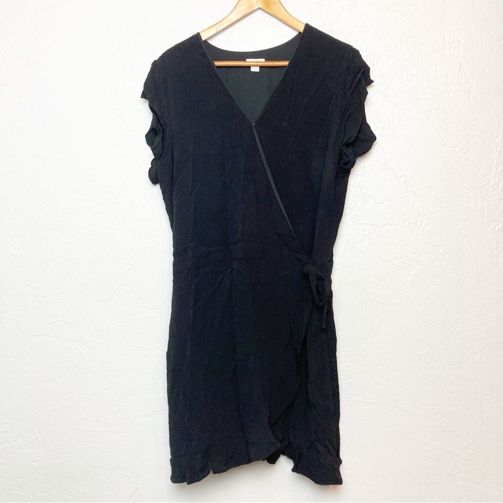 Loft Black Wrap Dress with built in shorts 16P